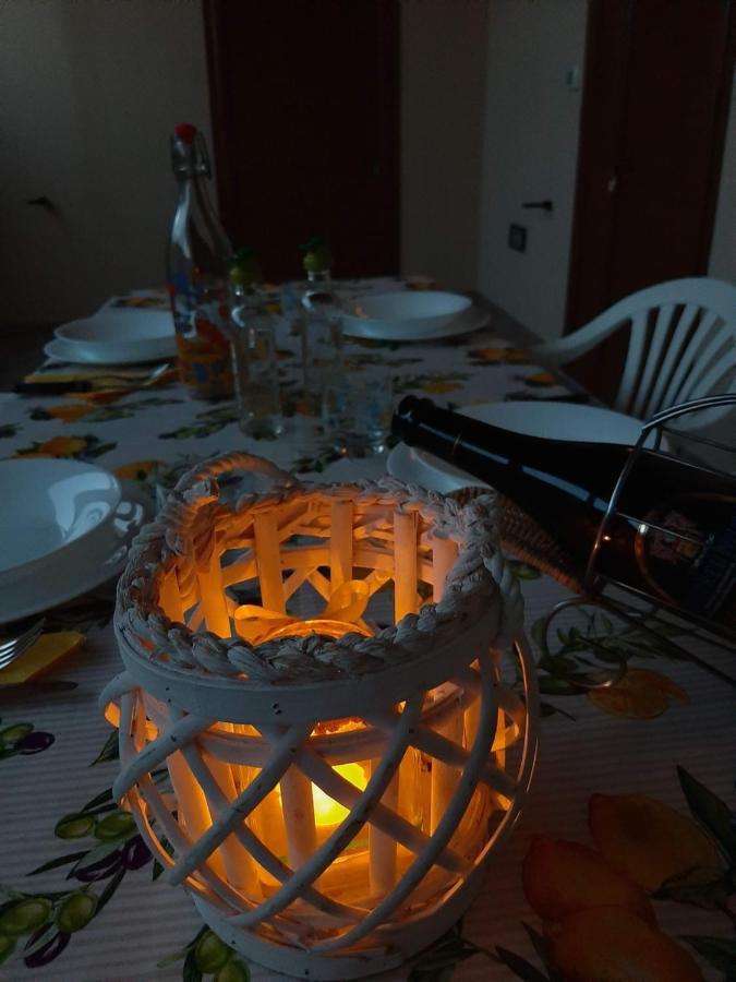 Casa Vacanze "Alizza" Алецио Екстериор снимка