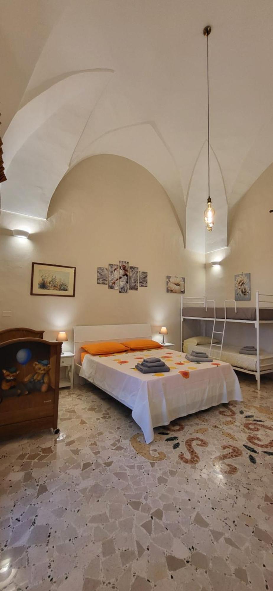Casa Vacanze "Alizza" Алецио Екстериор снимка