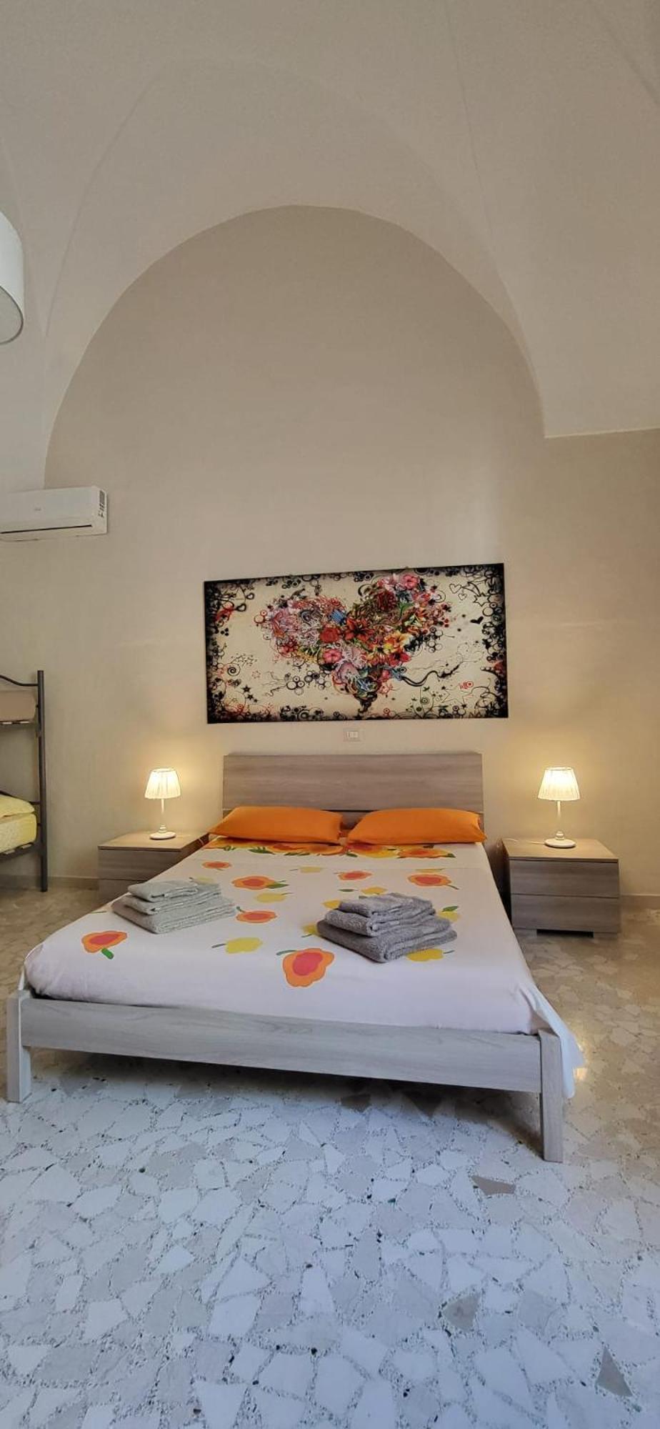 Casa Vacanze "Alizza" Алецио Екстериор снимка